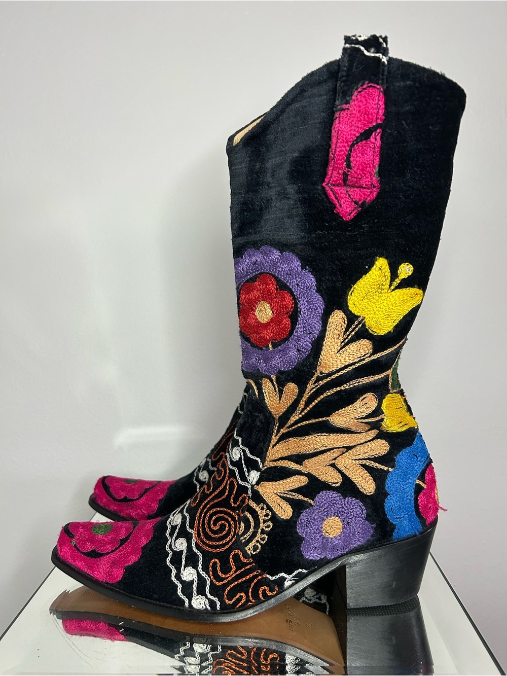 VELVET ROAD Multi Color Suede Embroidered Boot Cowboy Boots with Leather Sole